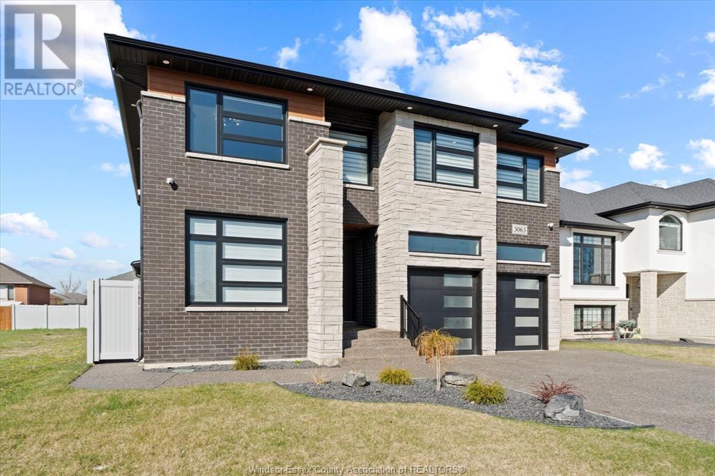 Property at 3063 BETTS AVENUE image 2