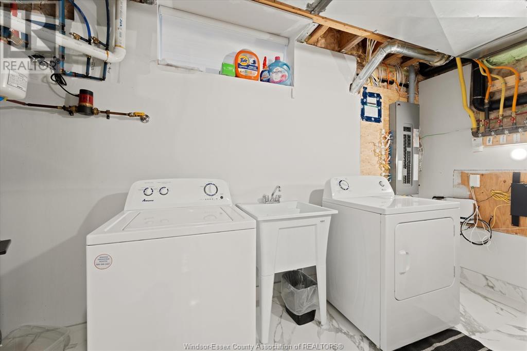 3063 Betts Avenue, Windsor, Ontario  N9E 0A8 - Photo 38 - 25009019