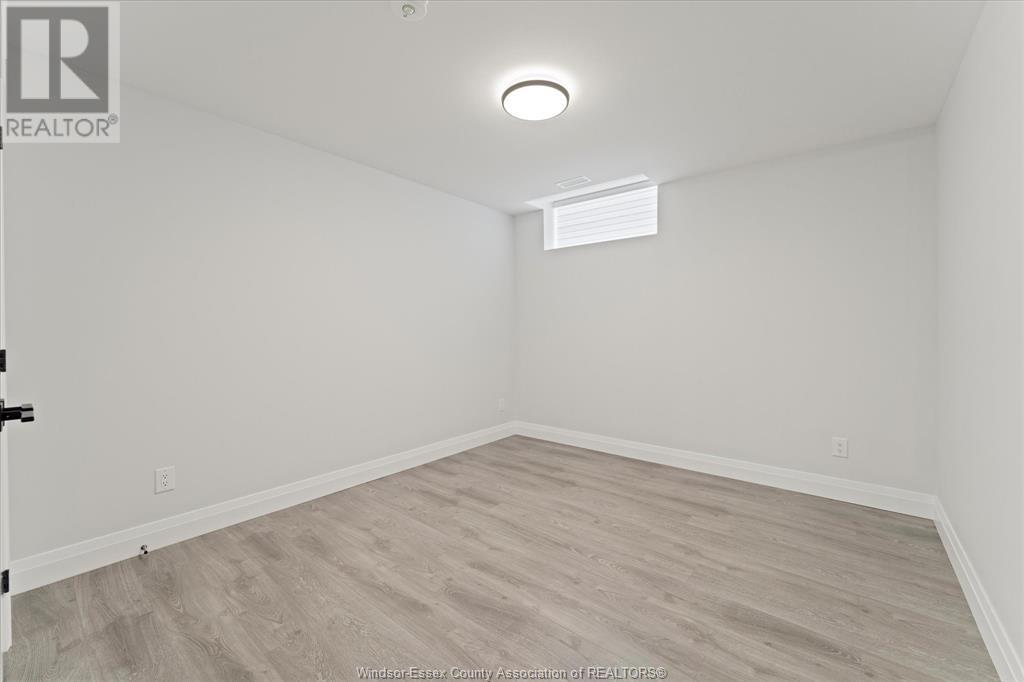 3063 Betts Avenue, Windsor, Ontario  N9E 0A8 - Photo 40 - 25009019