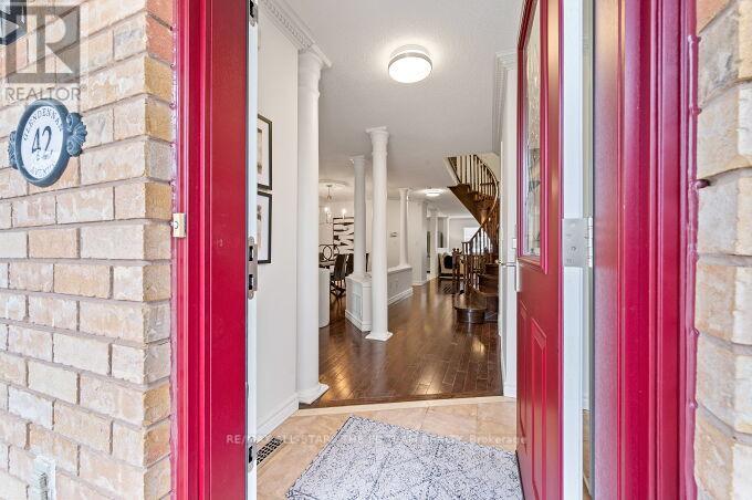 Property at 42 GLENDENNAN AVENUE image 4