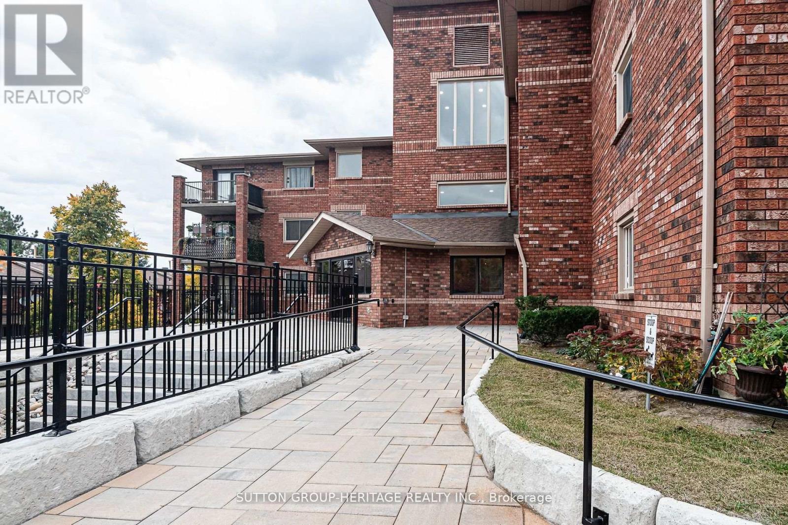 Property at 307 - 1 QUAIL CRESCENT image 3