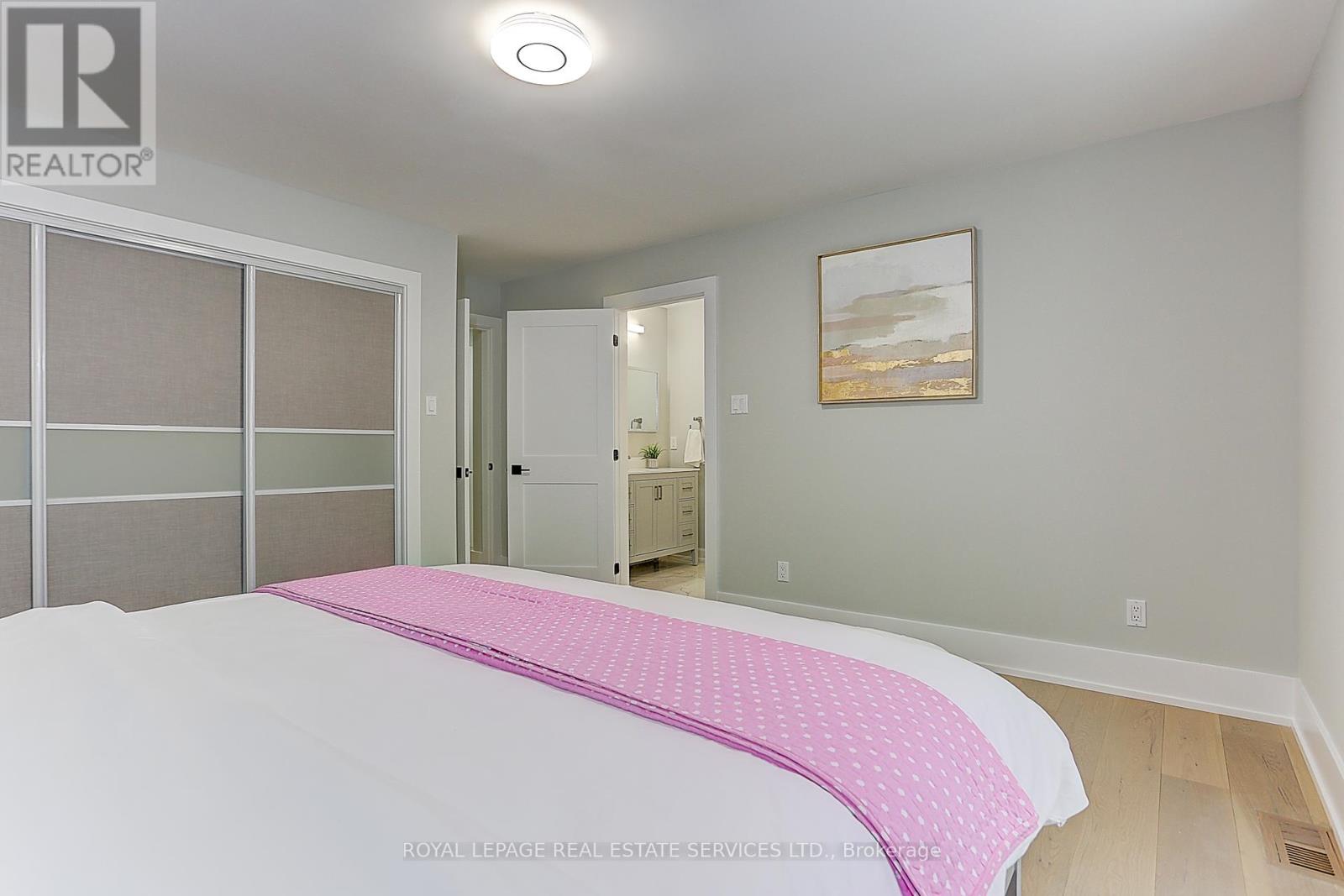 52 Innisbrook Drive, Wasaga Beach, Ontario  L9Z 1G3 - Photo 32 - S12097880