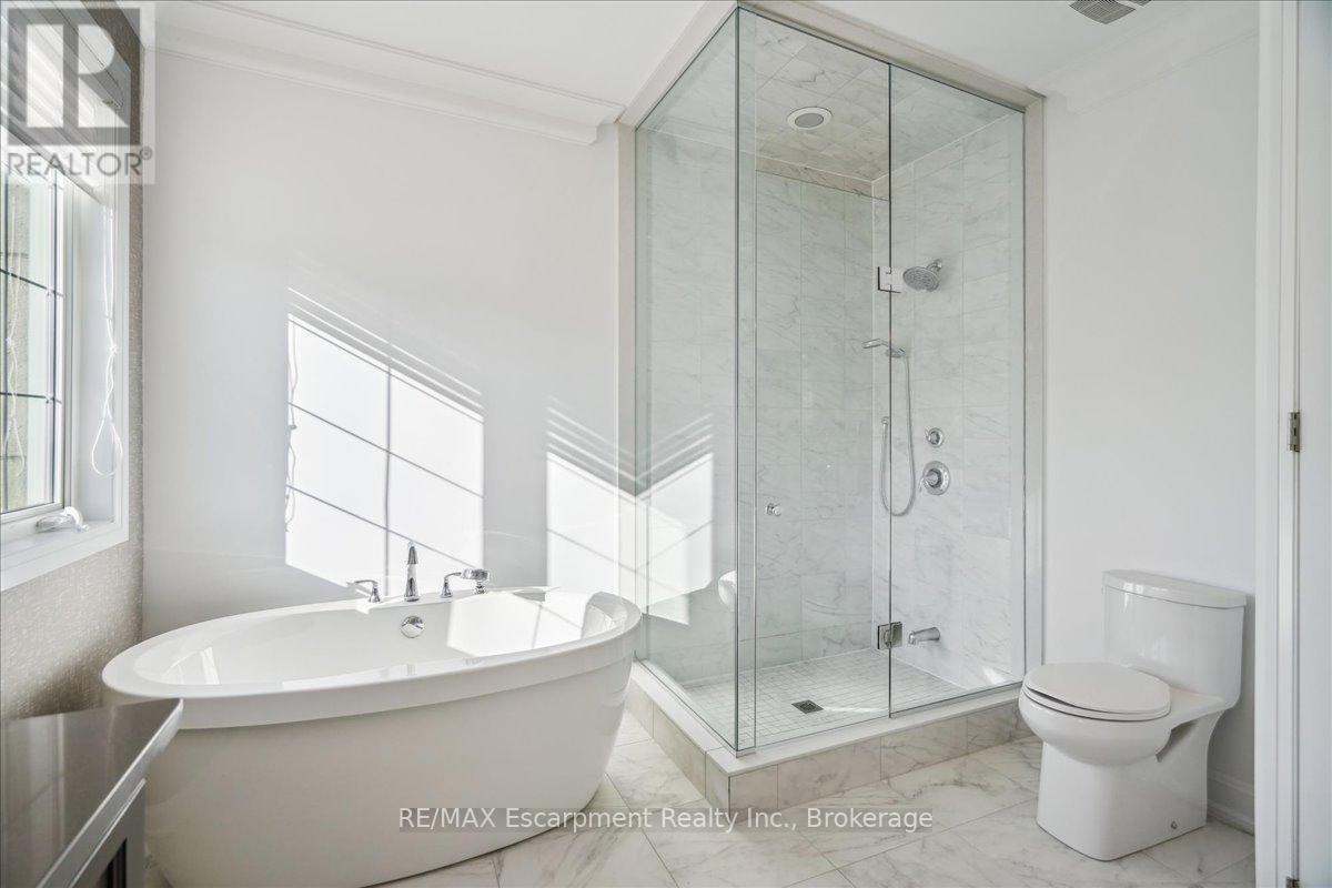 2462 Charlie Common, Oakville, Ontario  L6M 5N1 - Photo 31 - W11993313
