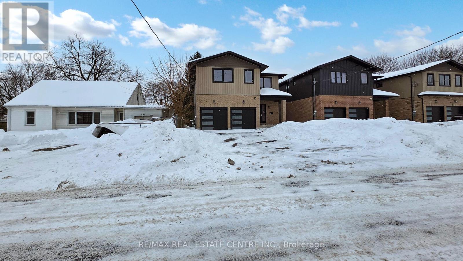 Property at 149 BALLANTYNE AVENUE image 2