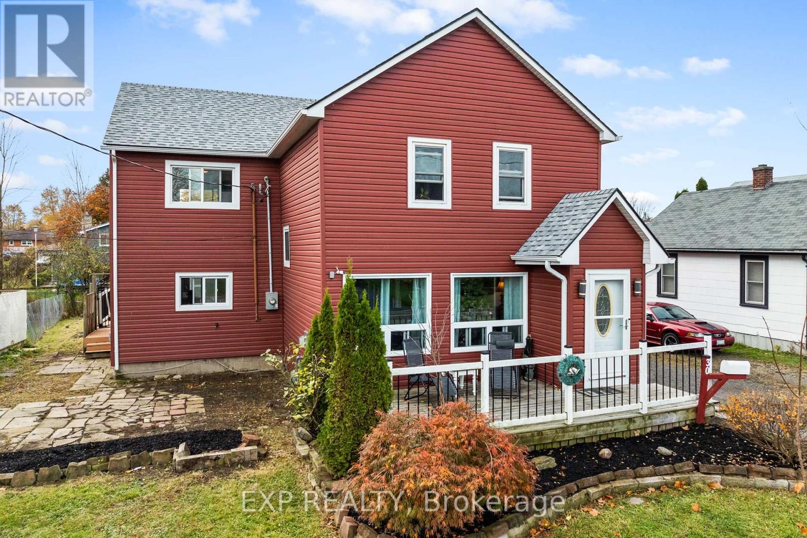 Property at 30 RADFORD AVENUE image 1