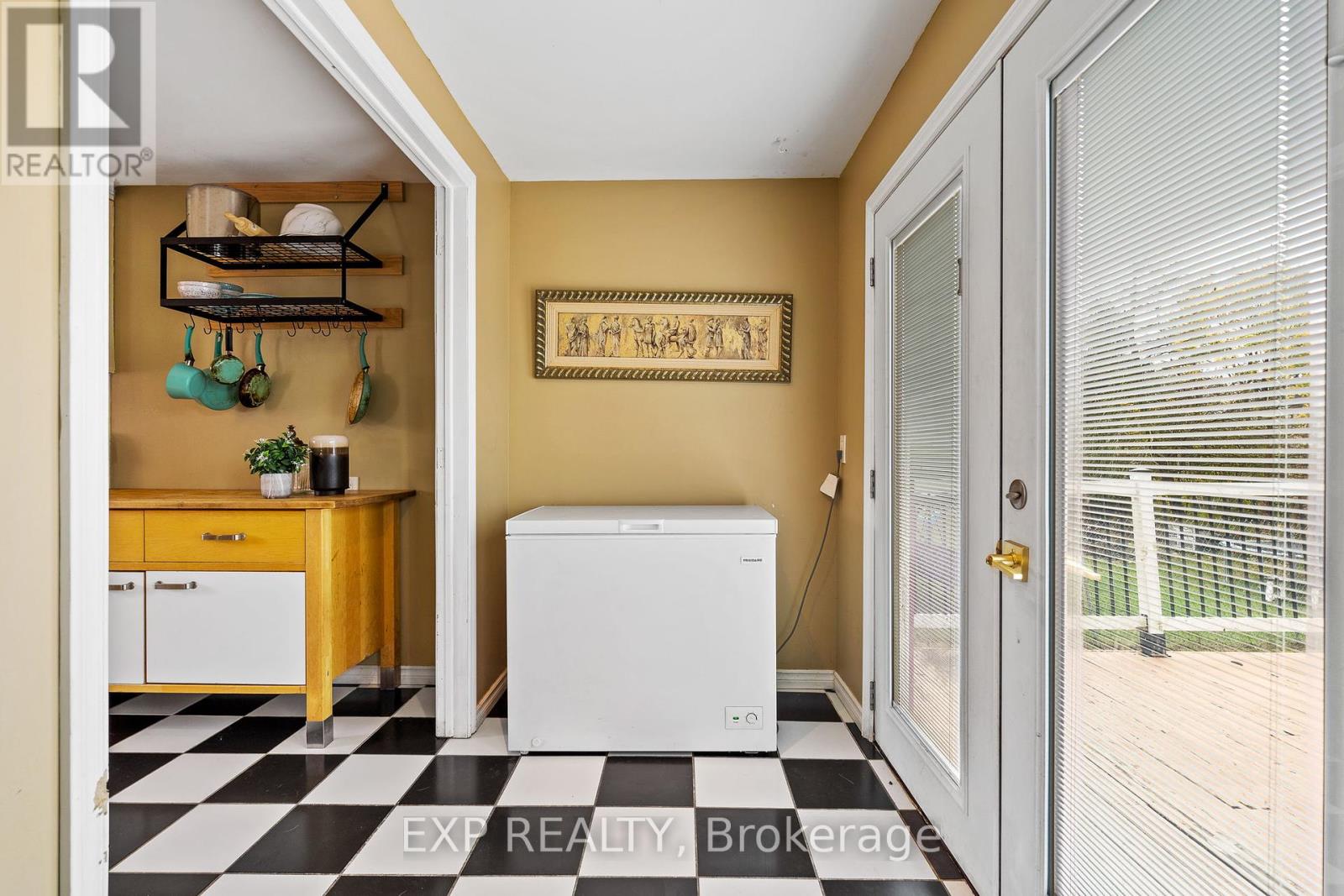 30 Radford Avenue, Fort Erie, Ontario  L2A 5H5 - Photo 18 - X12097893