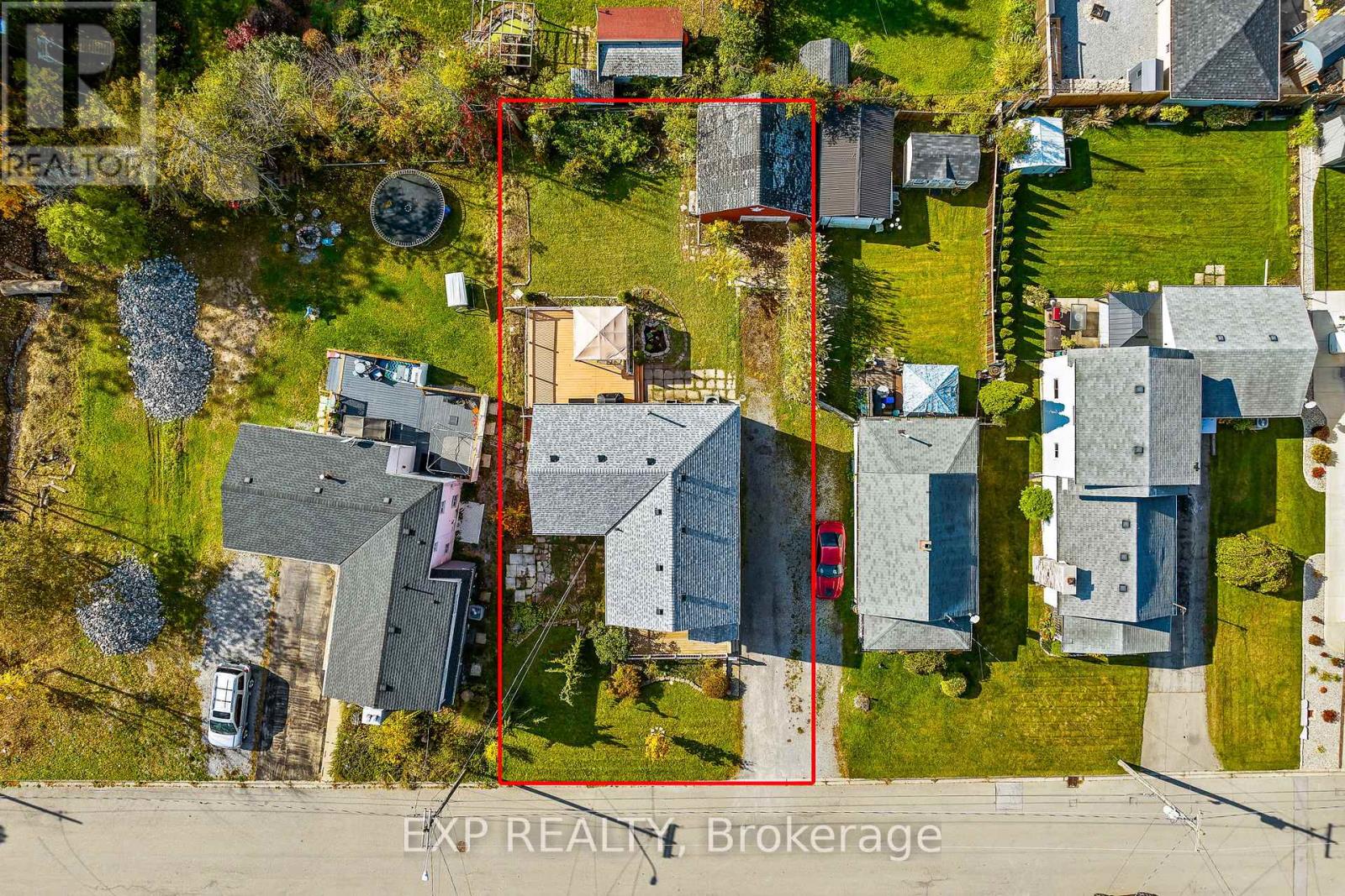 30 Radford Avenue, Fort Erie, Ontario  L2A 5H5 - Photo 37 - X12097893
