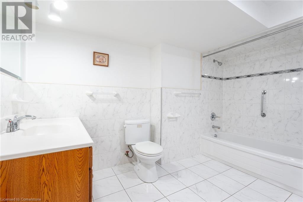 54 Goldcrest Drive, Stoney Creek, Ontario  L8G 4T6 - Photo 41 - 40720067
