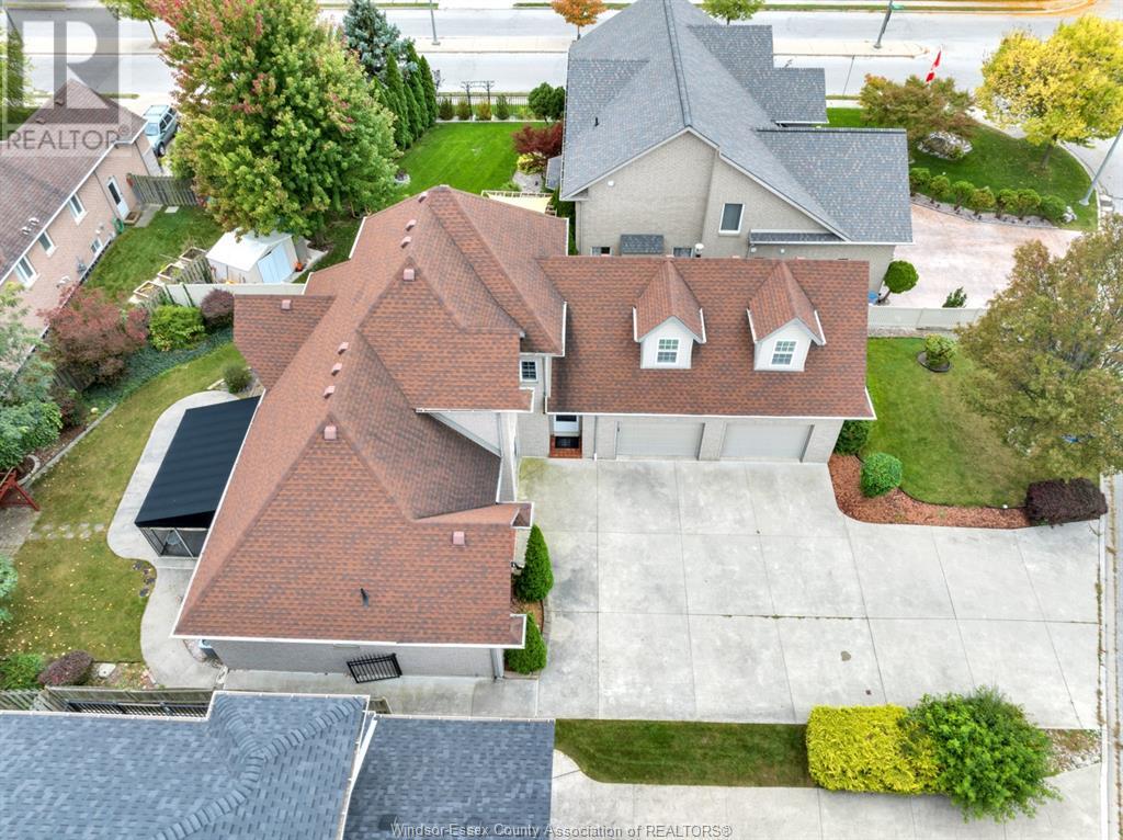 Property at 11341 AMALFI DR. image 5