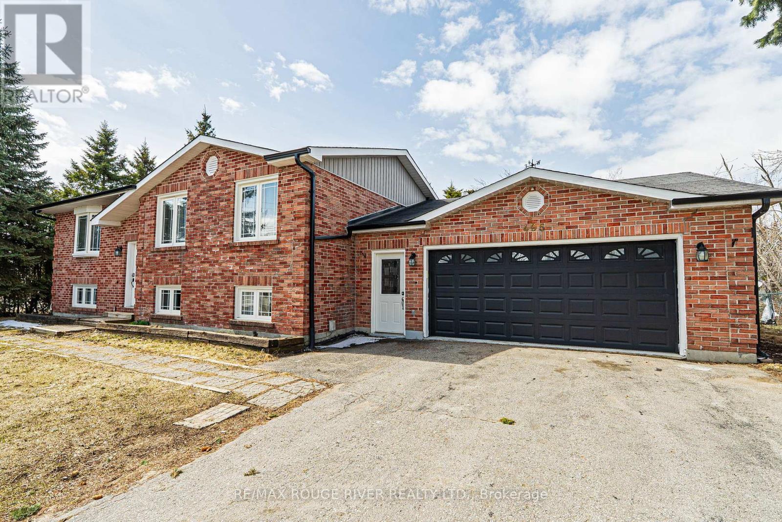 Property at 495 LAKELAND CRESCENT image 1