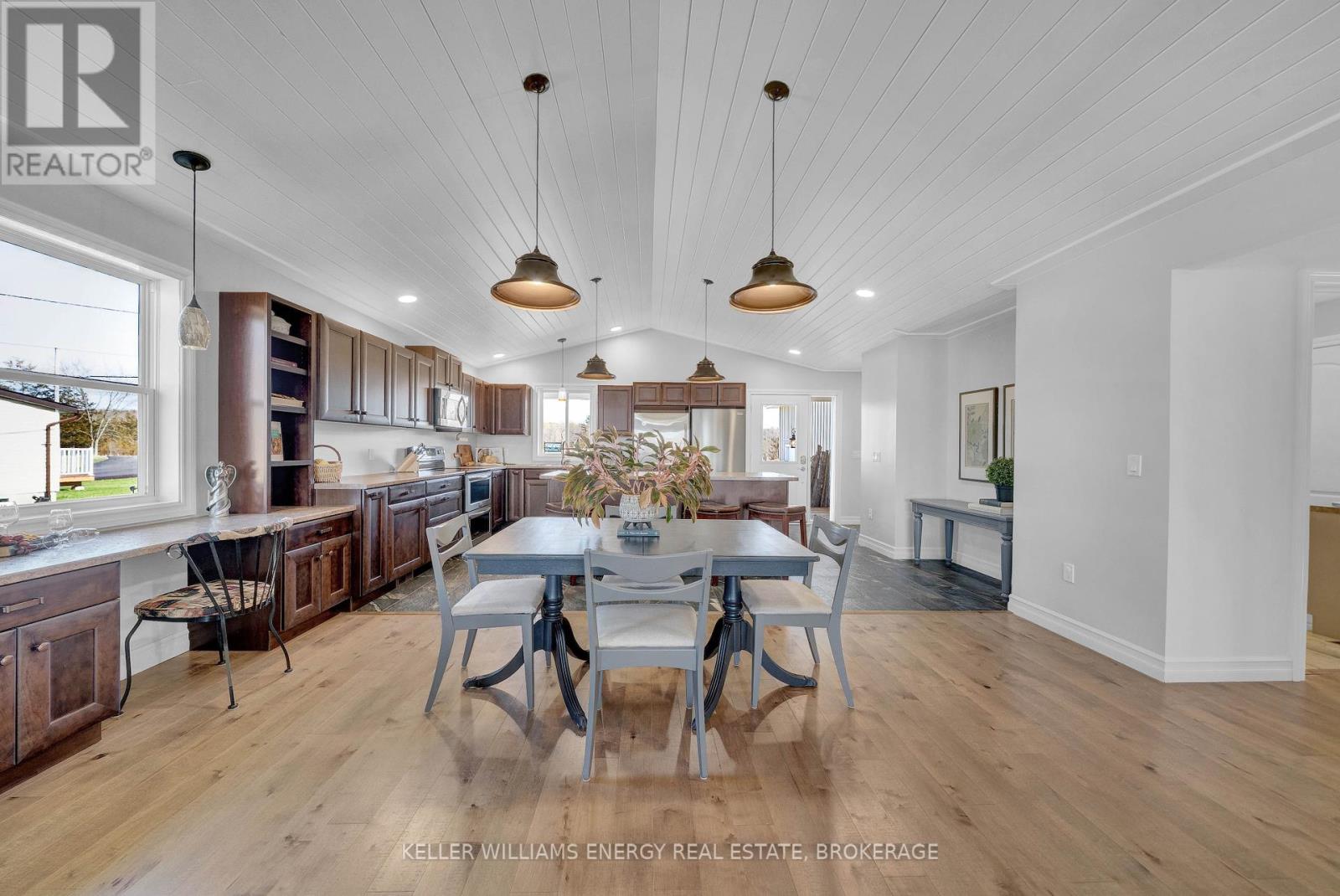 1649 County Road 15, Prince Edward County, Ontario  K0K 1W0 - Photo 13 - X12098012