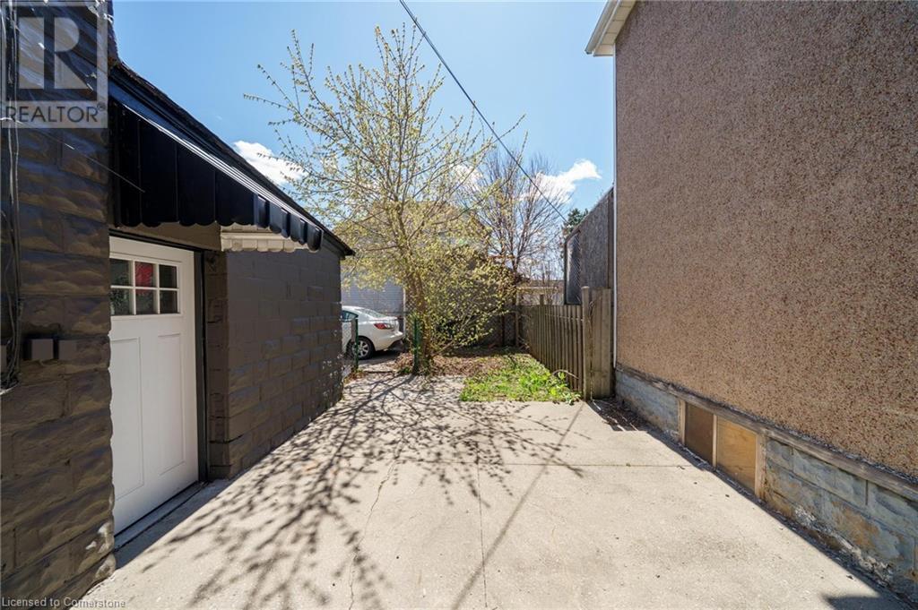 32 Britannia Avenue, Hamilton, Ontario  L8H 1W4 - Photo 50 - 40700792