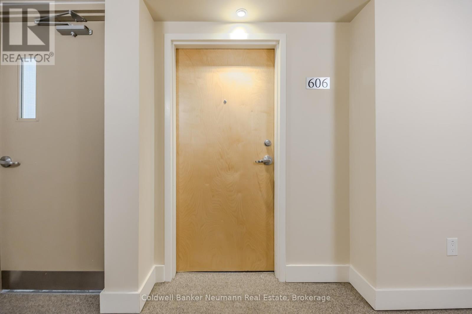 606 - 155 Water Street S, Cambridge, Ontario  N1R 3E3 - Photo 2 - X12097990