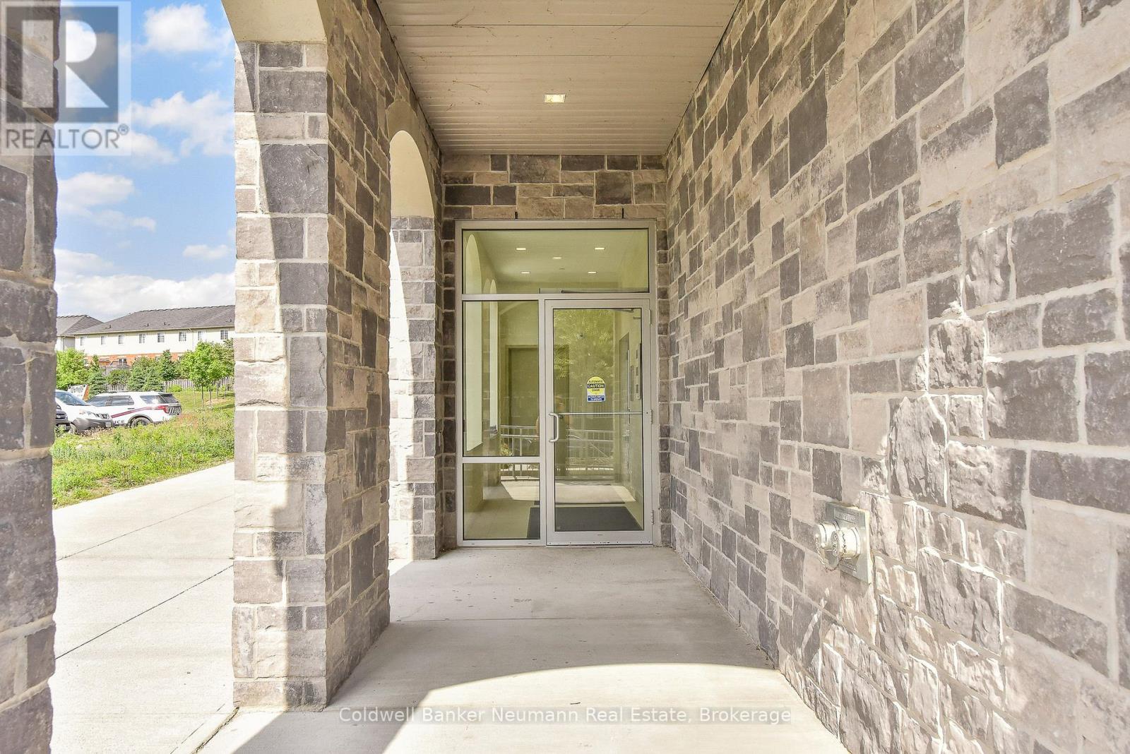 606 - 155 Water Street S, Cambridge, Ontario  N1R 3E3 - Photo 20 - X12097990