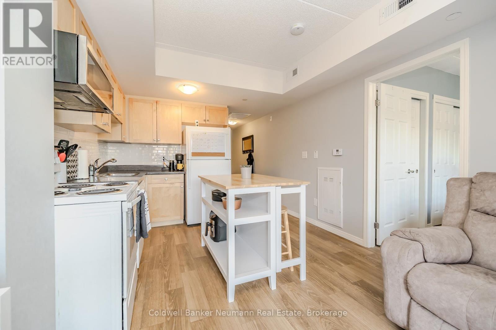 606 - 155 Water Street S, Cambridge, Ontario  N1R 3E3 - Photo 27 - X12097990