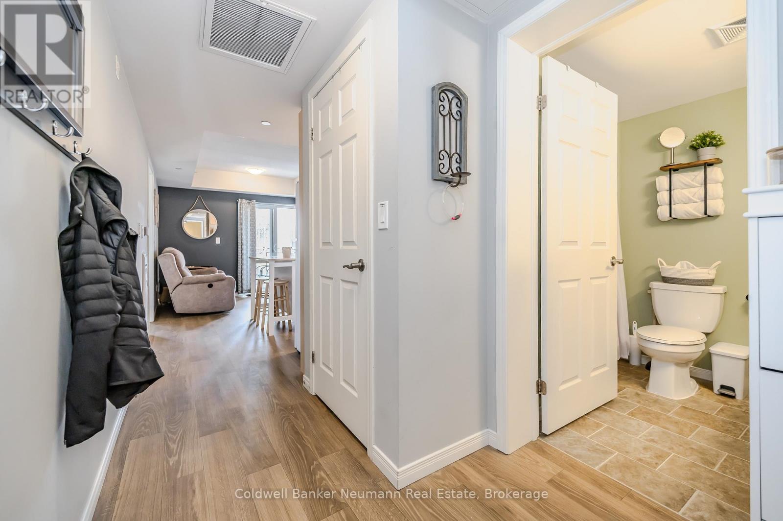 606 - 155 Water Street S, Cambridge, Ontario  N1R 3E3 - Photo 3 - X12097990