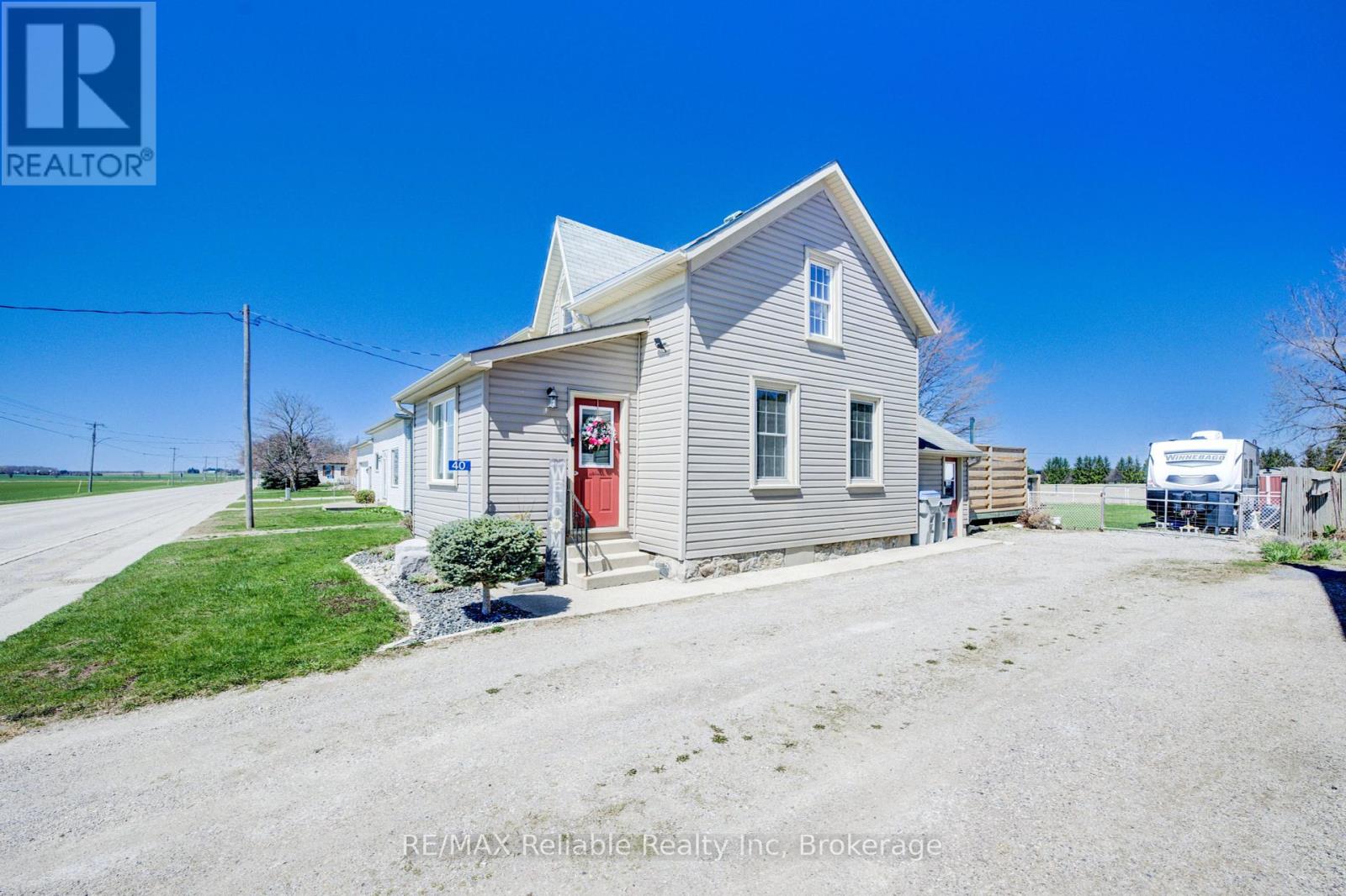 40 MILL ROAD W, Bluewater, Ontario