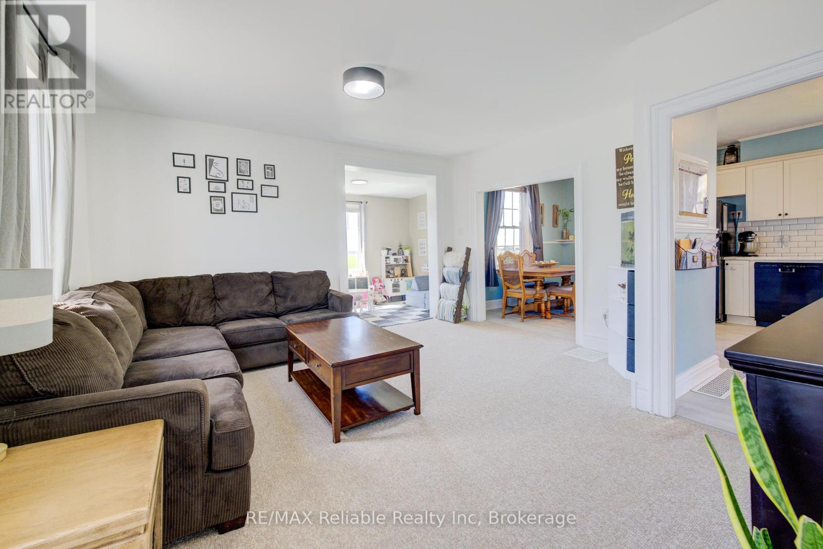 40 Mill Road W, Bluewater, Ontario  N0M 1J0 - Photo 11 - X12097996