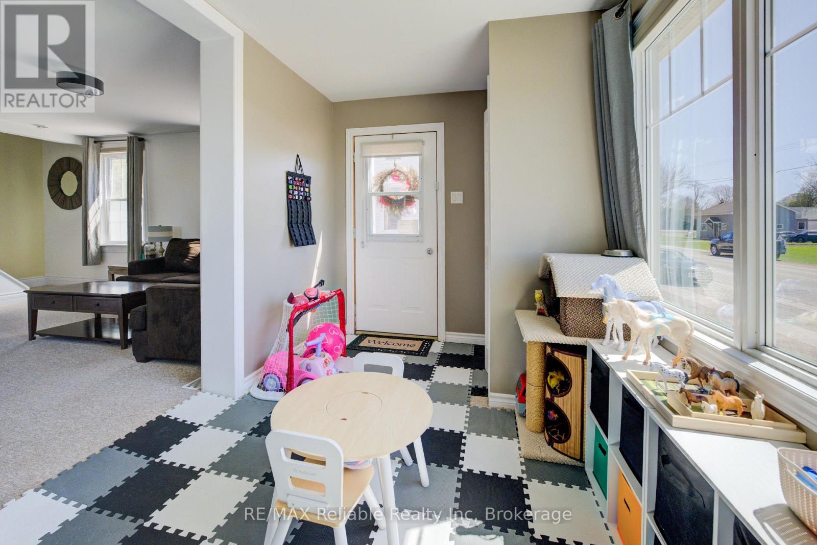 40 Mill Road W, Bluewater, Ontario  N0M 1J0 - Photo 6 - X12097996