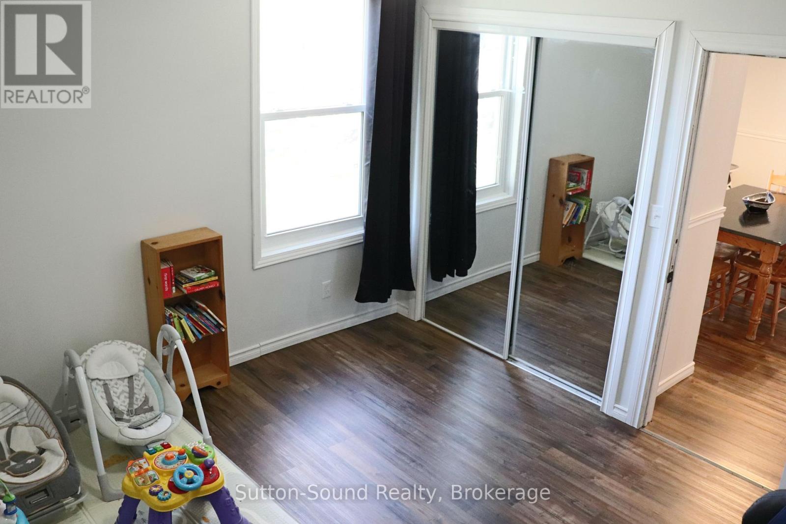 31 Yonge Street S, Arran-Elderslie, Ontario  N0H 2N0 - Photo 34 - X12098059