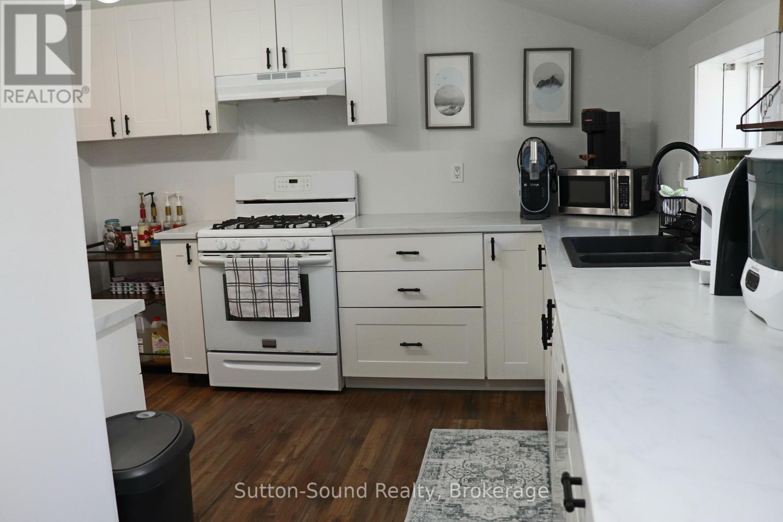 31 Yonge Street S, Arran-Elderslie, Ontario  N0H 2N0 - Photo 5 - X12098059