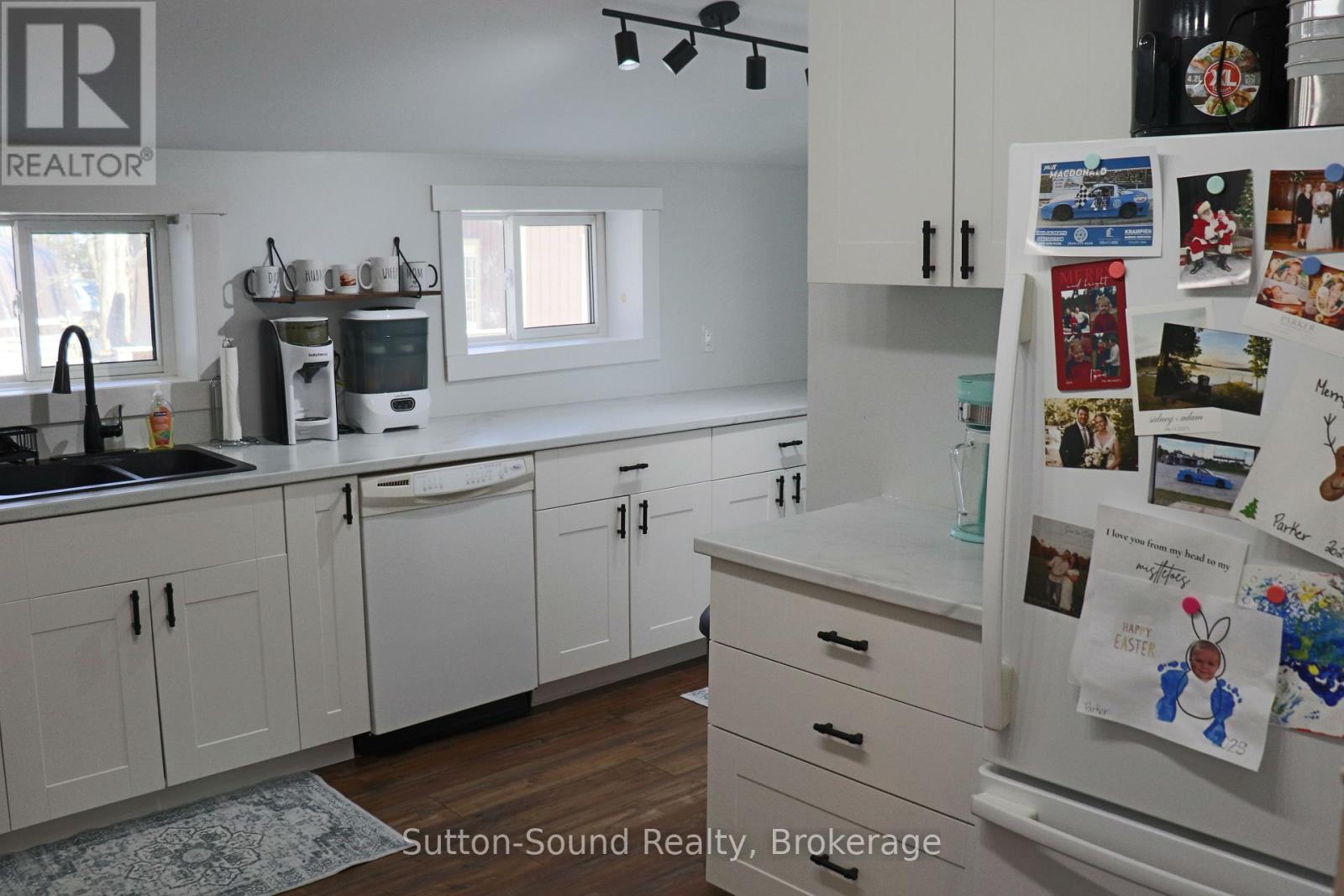 31 Yonge Street S, Arran-Elderslie, Ontario  N0H 2N0 - Photo 7 - X12098059