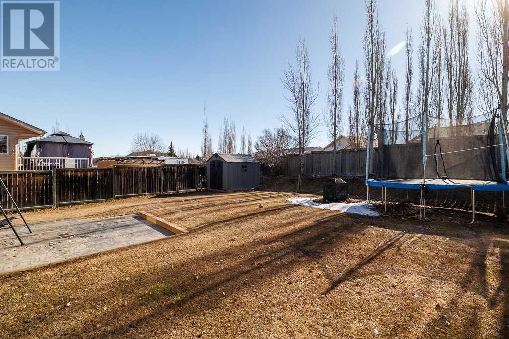 Property at 65 Fern Glade Crescent image 3