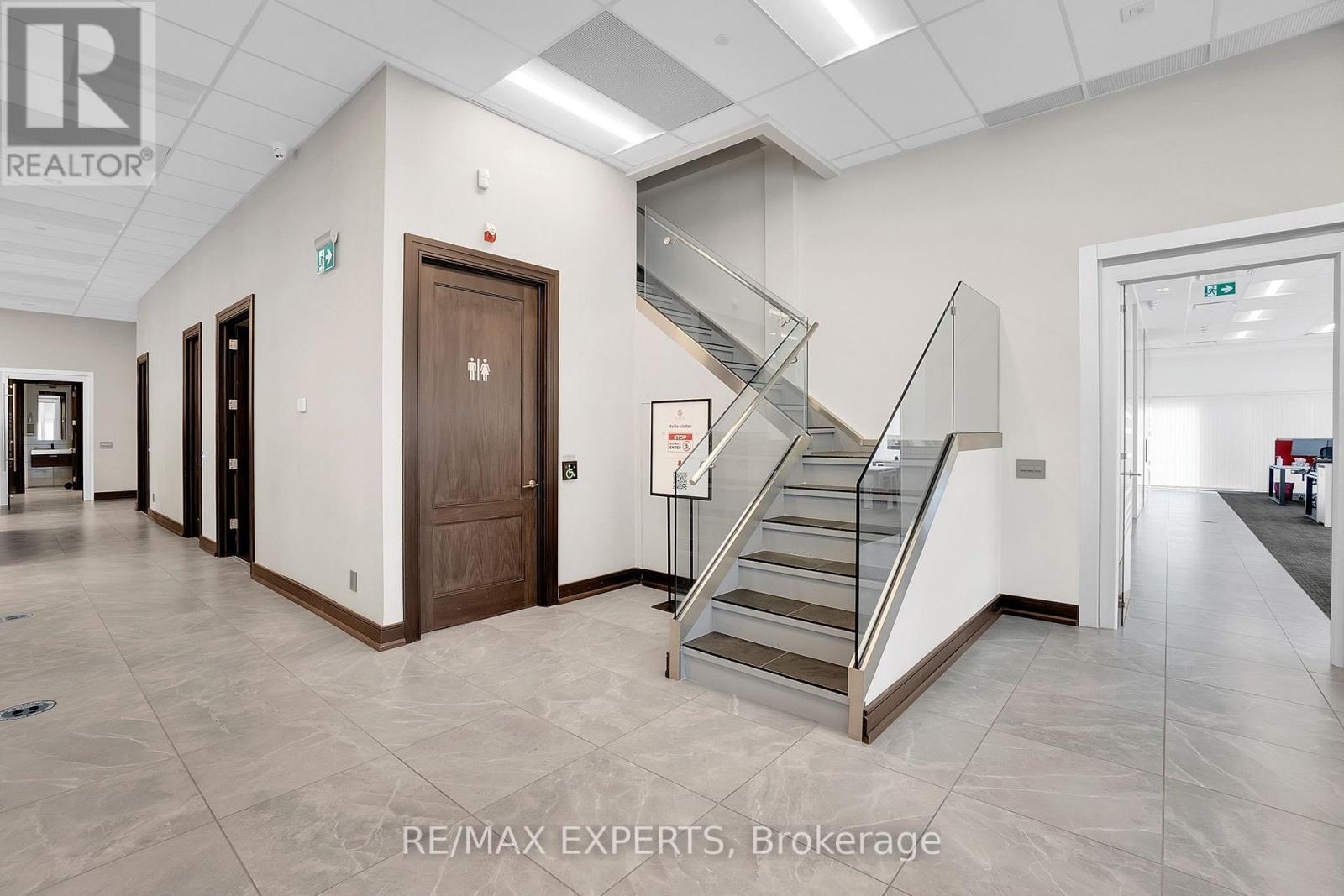 9, 10 And 11 - 27 Roytec Road, Vaughan, Ontario  L4L 8E3 - Photo 13 - N12098056