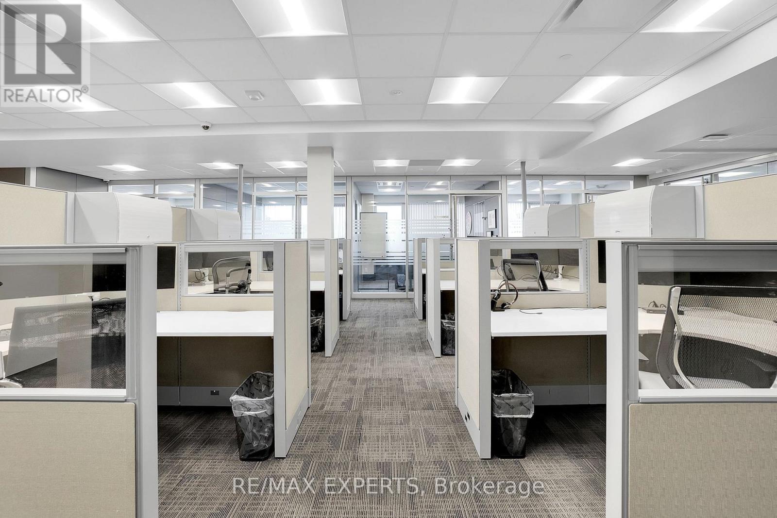 9, 10 And 11 - 27 Roytec Road, Vaughan, Ontario  L4L 8E3 - Photo 29 - N12098056
