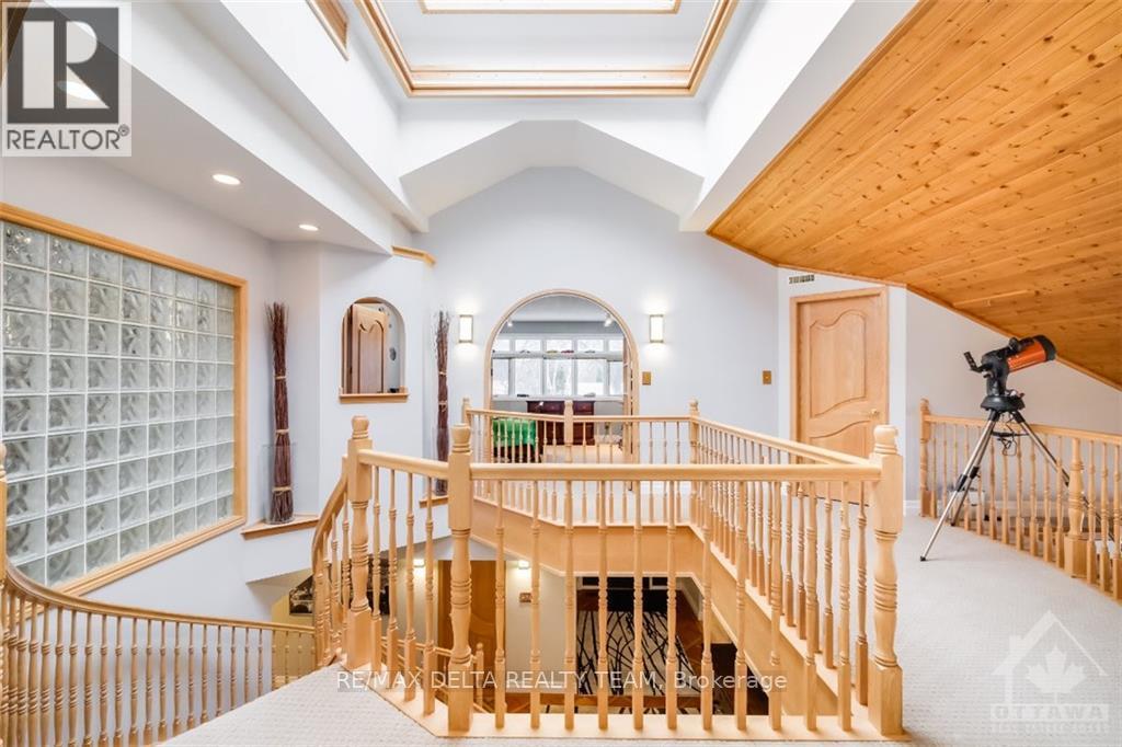 4 Aleutian Road, Ottawa, Ontario  K2H 7C8 - Photo 21 - X12084138