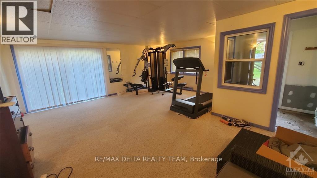 4 Aleutian Road, Ottawa, Ontario  K2H 7C8 - Photo 30 - X12084138