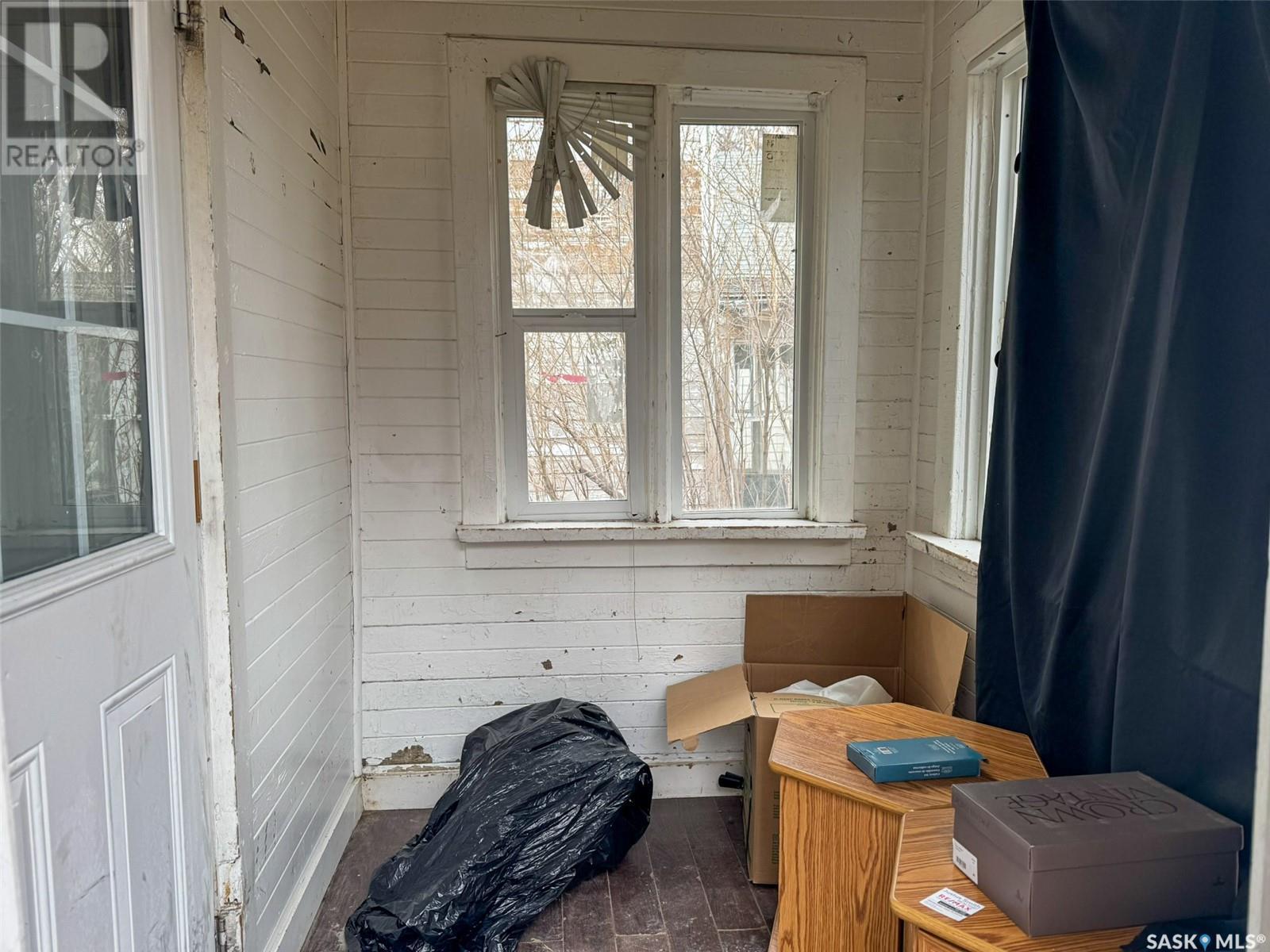 Property at 1874 Quebec STREET image 4