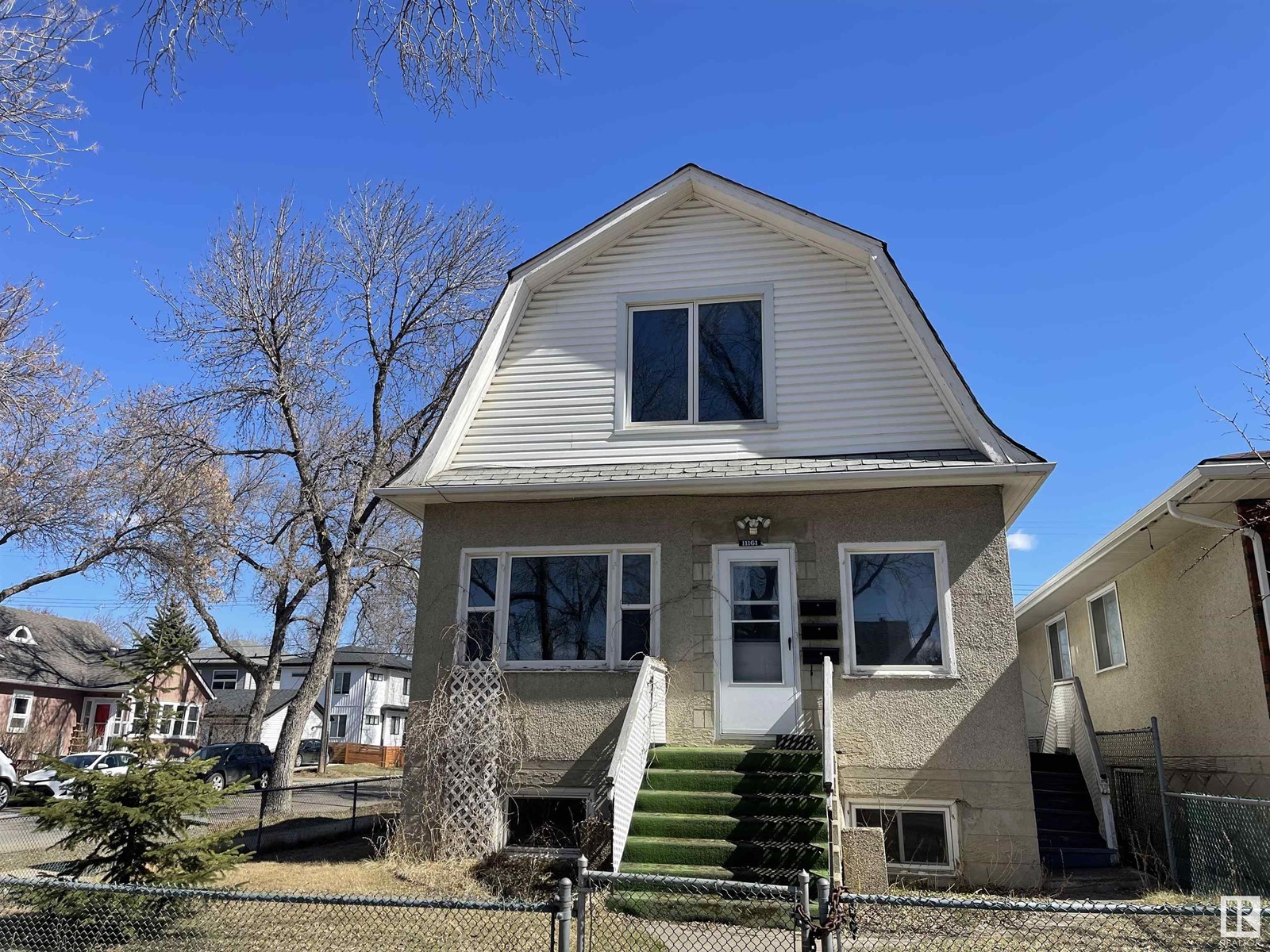Property at 11161 96 ST NW image 1