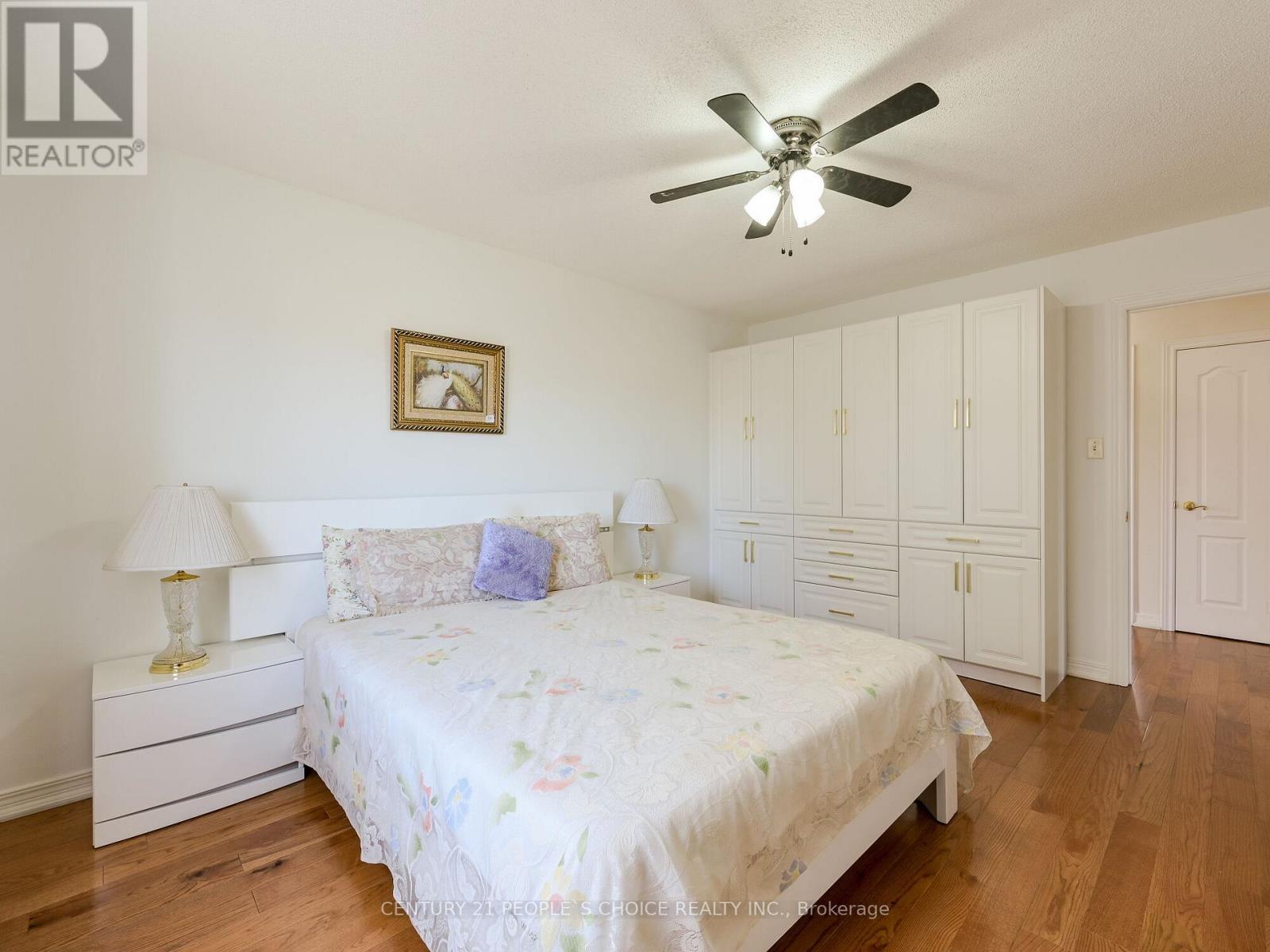 6963 Amour Terrace, Mississauga, Ontario  L5W 1G5 - Photo 29 - W12097954