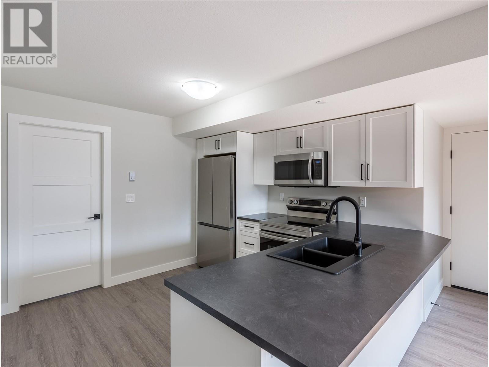 2708 Cedar Ridge Street, Lumby, British Columbia  V0E 2G0 - Photo 41 - 10341589