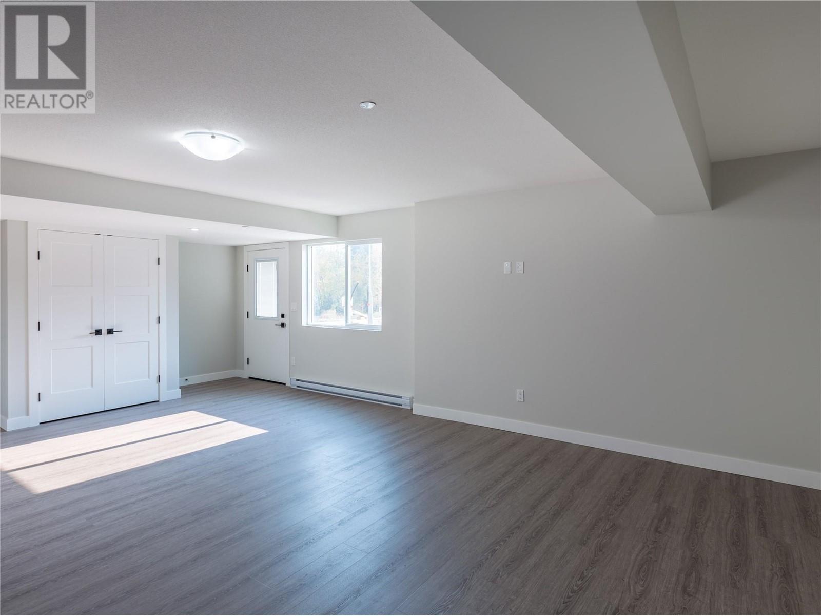 2708 Cedar Ridge Street, Lumby, British Columbia  V0E 2G0 - Photo 46 - 10341589