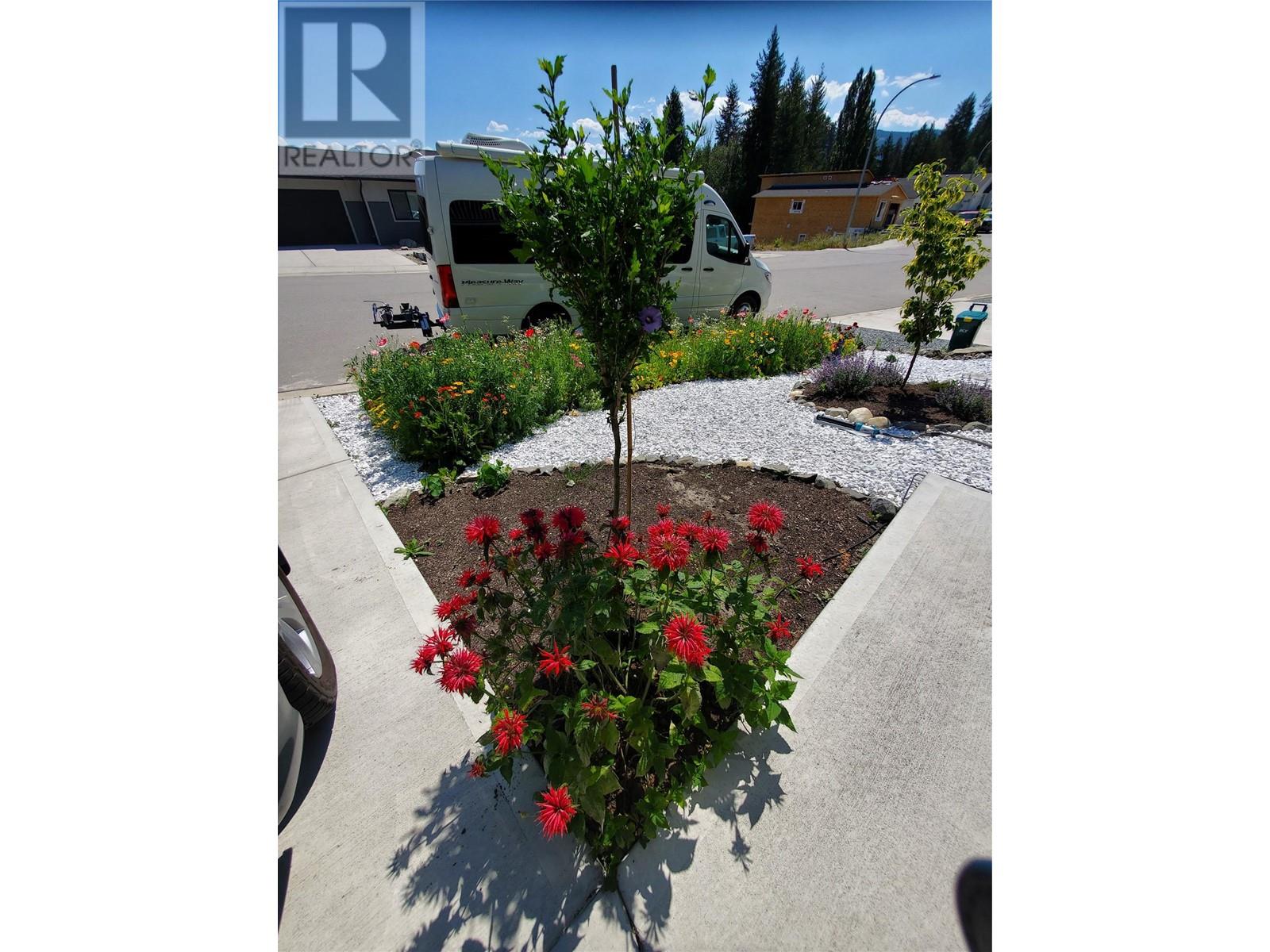 2708 Cedar Ridge Street, Lumby, British Columbia  V0E 2G0 - Photo 58 - 10341589