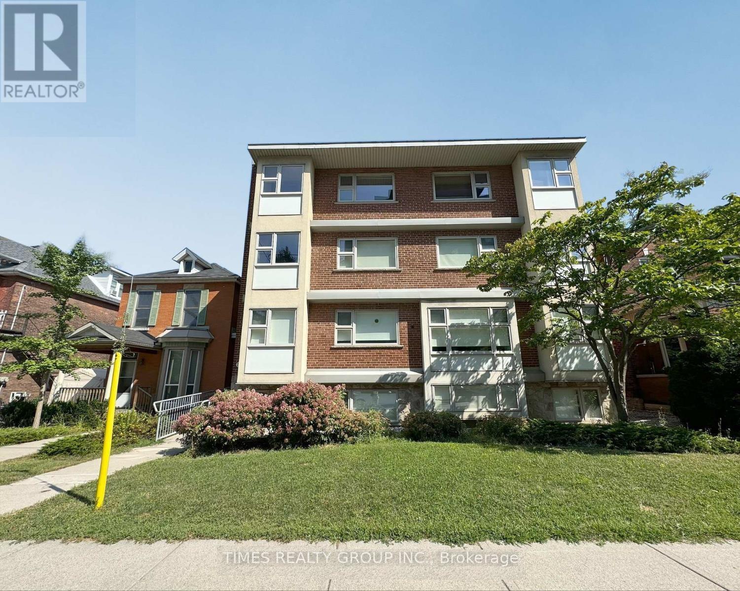 138-140 Herkimer Street, Hamilton, Ontario  L8P 2H1 - Photo 1 - X12097927