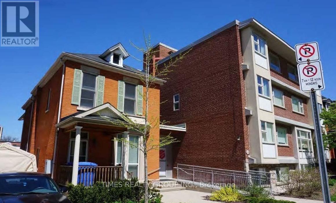 138-140 Herkimer Street, Hamilton, Ontario  L8P 2H1 - Photo 2 - X12097927