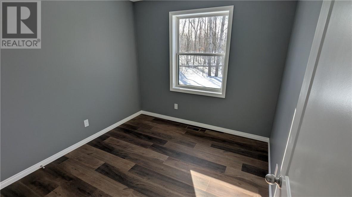 187 Youngfox, Blind River, Ontario  P0R 1B0 - Photo 13 - 2121798
