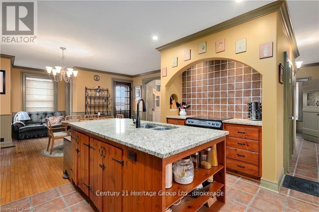 7387 County Rd 9, Greater Napanee, Ontario  K7R 3K8 - Photo 11 - X12098101