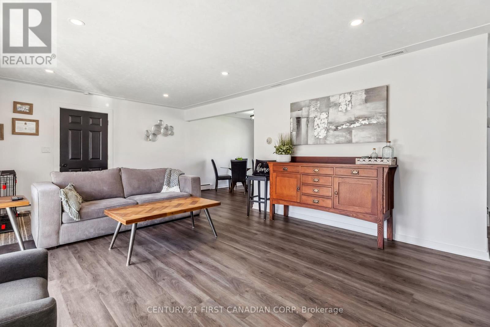264 Chittick Crescent, Thames Centre, Ontario  N0L 1G3 - Photo 22 - X12098133