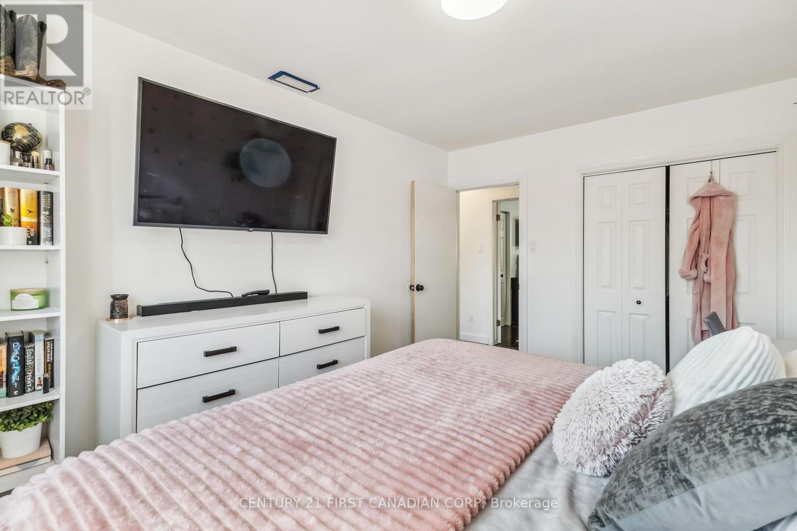 264 Chittick Crescent, Thames Centre, Ontario  N0L 1G3 - Photo 26 - X12098133