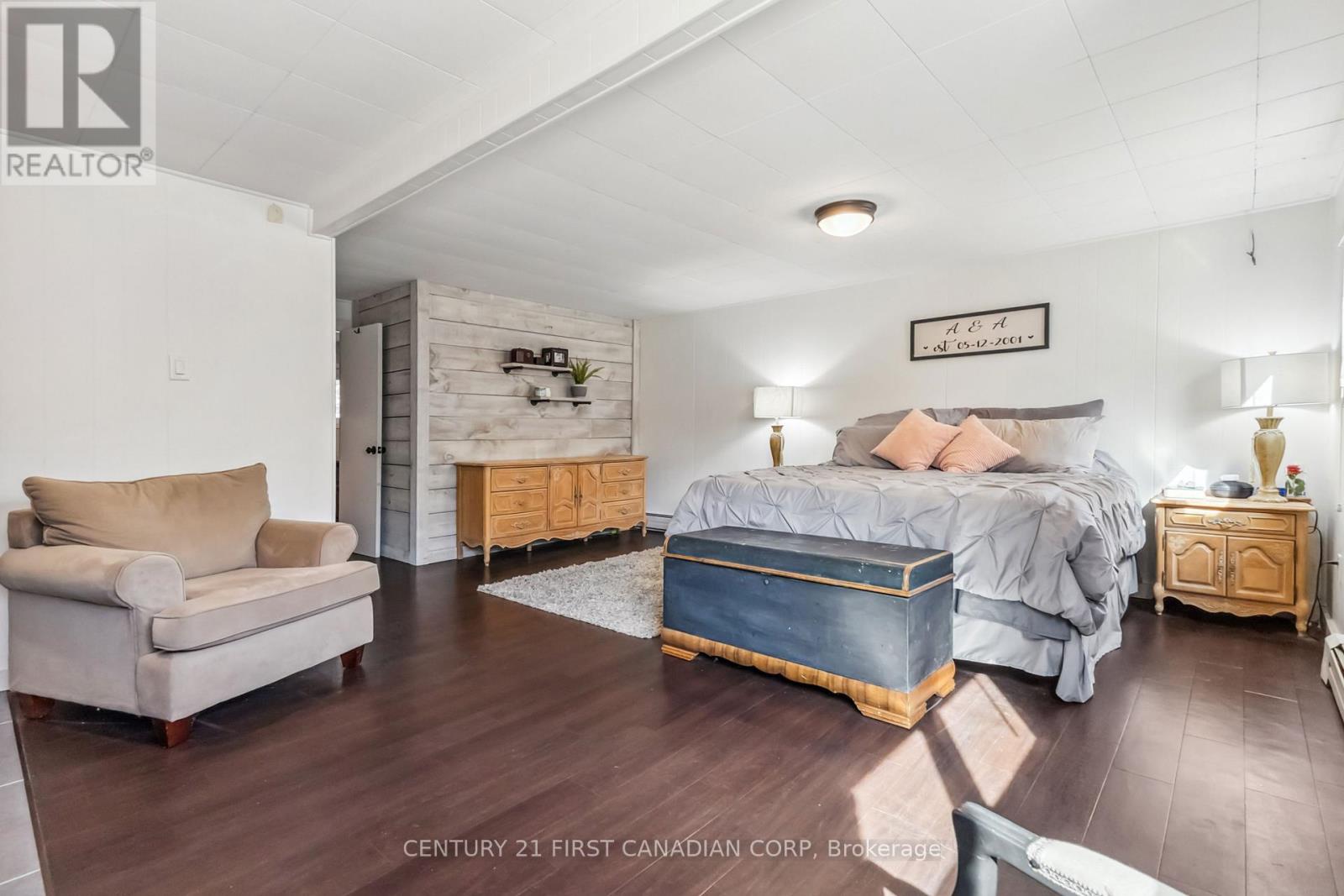 264 Chittick Crescent, Thames Centre, Ontario  N0L 1G3 - Photo 32 - X12098133