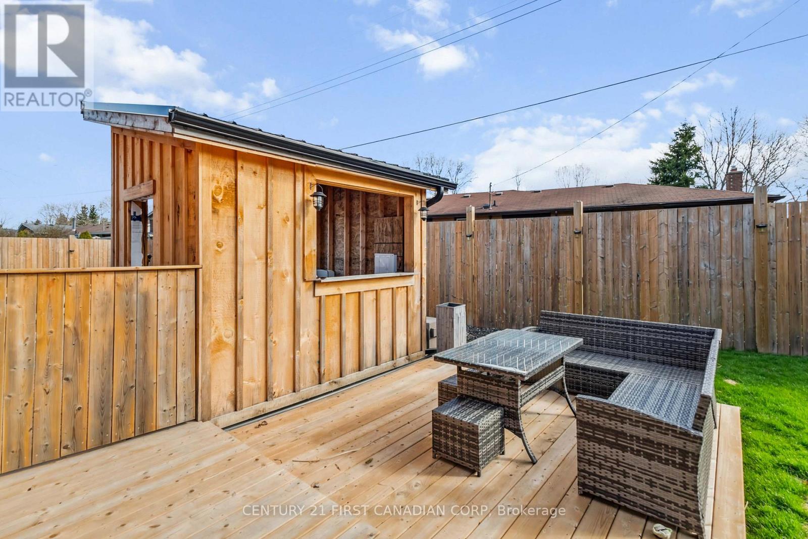 264 Chittick Crescent, Thames Centre, Ontario  N0L 1G3 - Photo 44 - X12098133