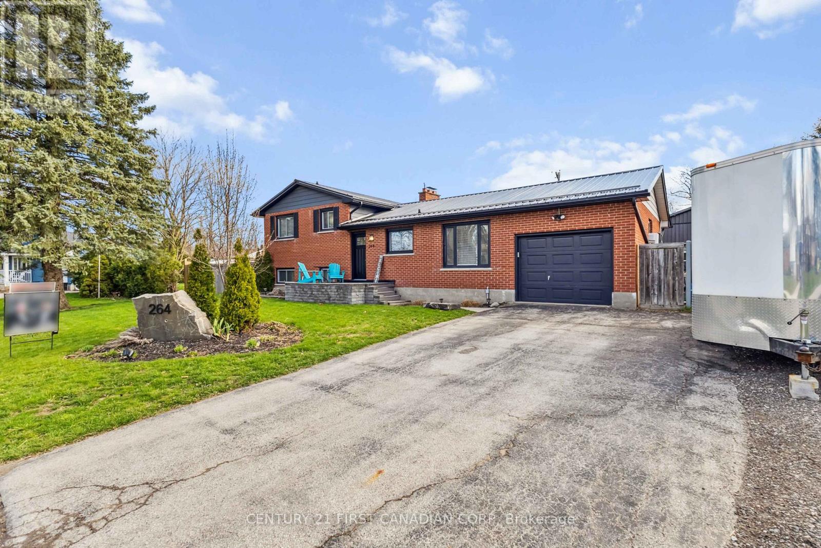 264 Chittick Crescent, Thames Centre, Ontario  N0L 1G3 - Photo 5 - X12098133