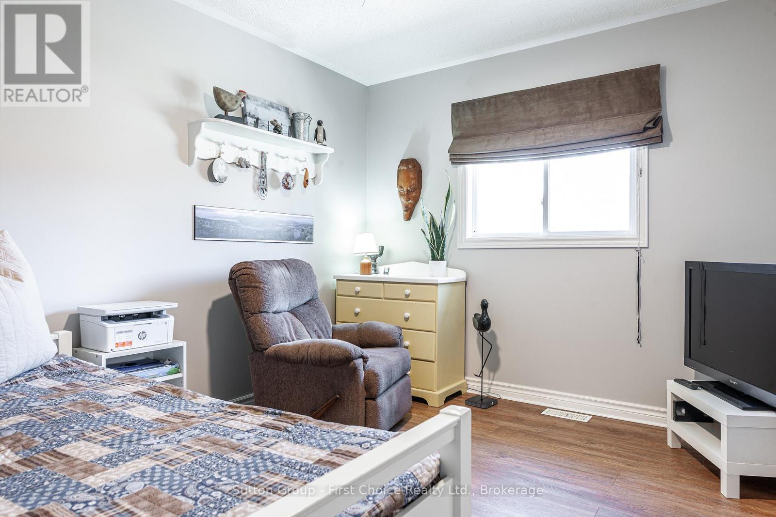 68 Greenwood Drive, Stratford, Ontario  N5A 7H1 - Photo 24 - X12098107