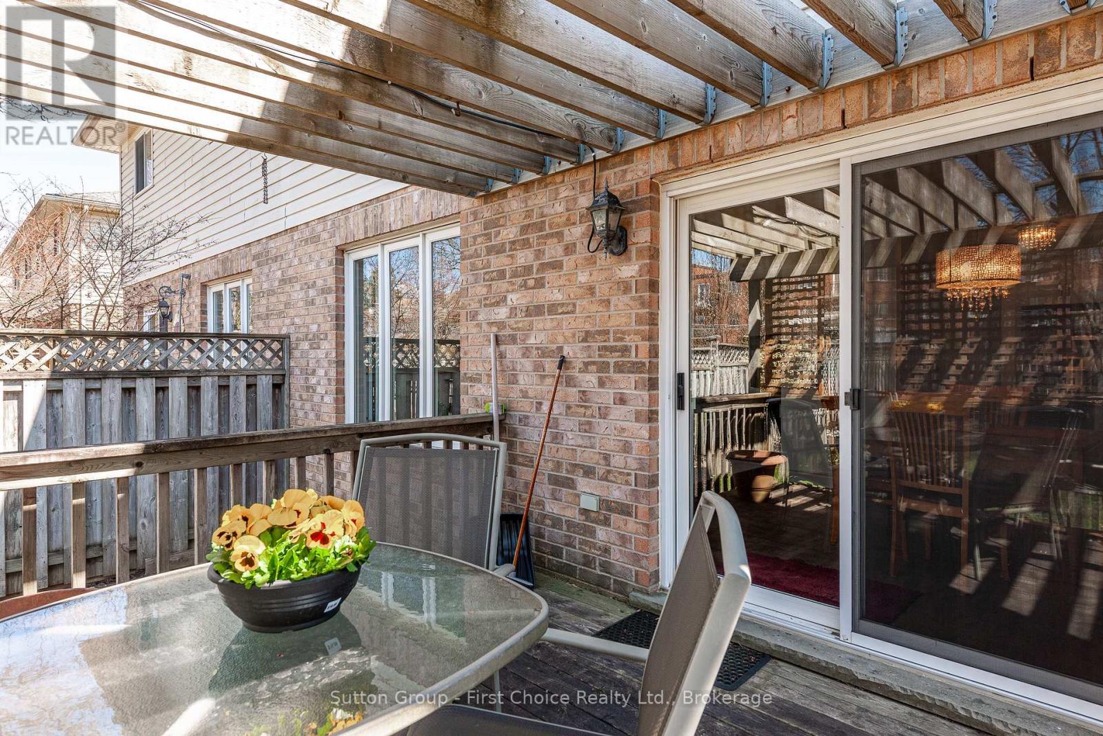 68 Greenwood Drive, Stratford, Ontario  N5A 7H1 - Photo 35 - X12098107