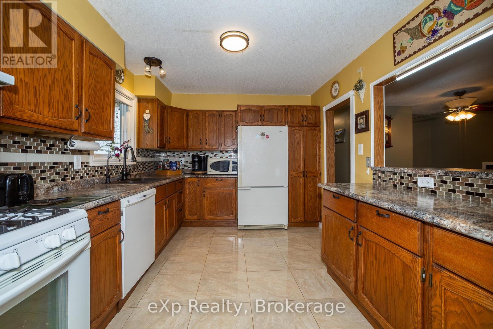 752791 75 Side Road, Southgate, Ontario  N0C 1L0 - Photo 12 - X12098119