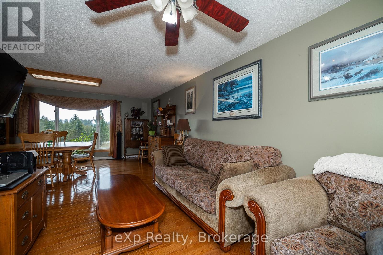 752791 75 Side Road, Southgate, Ontario  N0C 1L0 - Photo 8 - X12098119